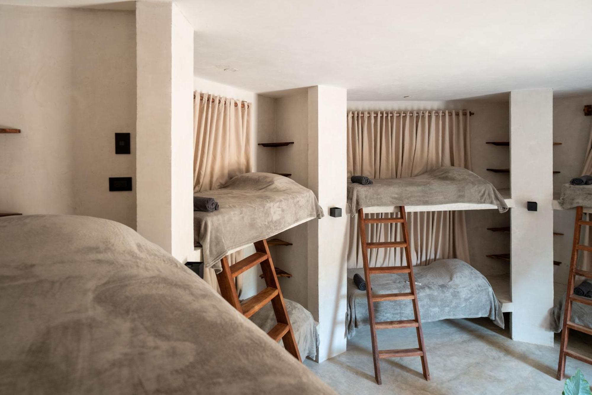 Leisy'S Garden Hostel & Rooms Samana Zewnętrze zdjęcie