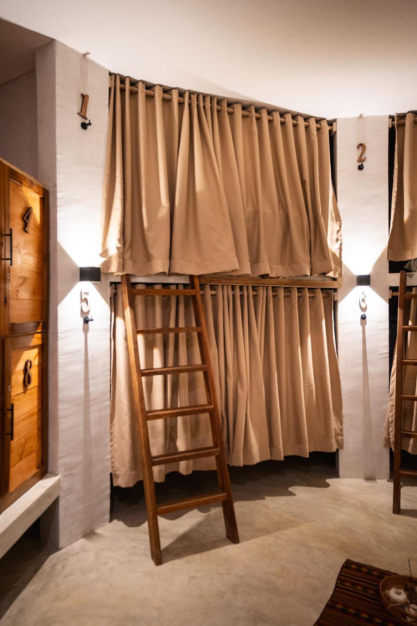 Leisy'S Garden Hostel & Rooms Samana Zewnętrze zdjęcie