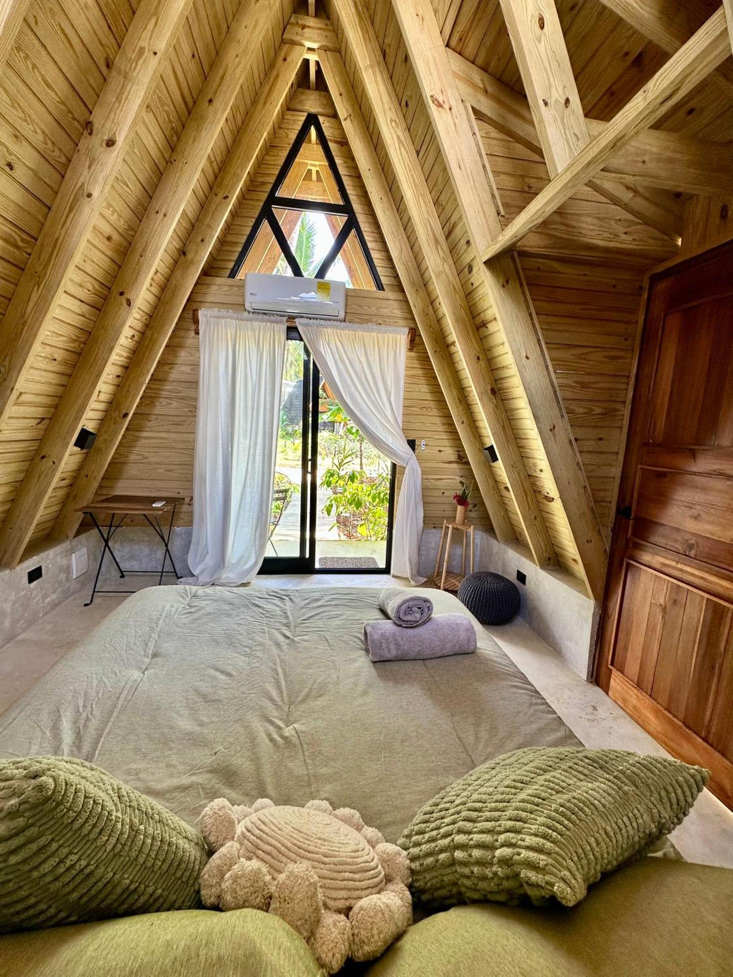 Leisy'S Garden Hostel & Rooms Samana Zewnętrze zdjęcie
